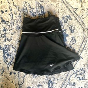 Black Nike tennis skirt